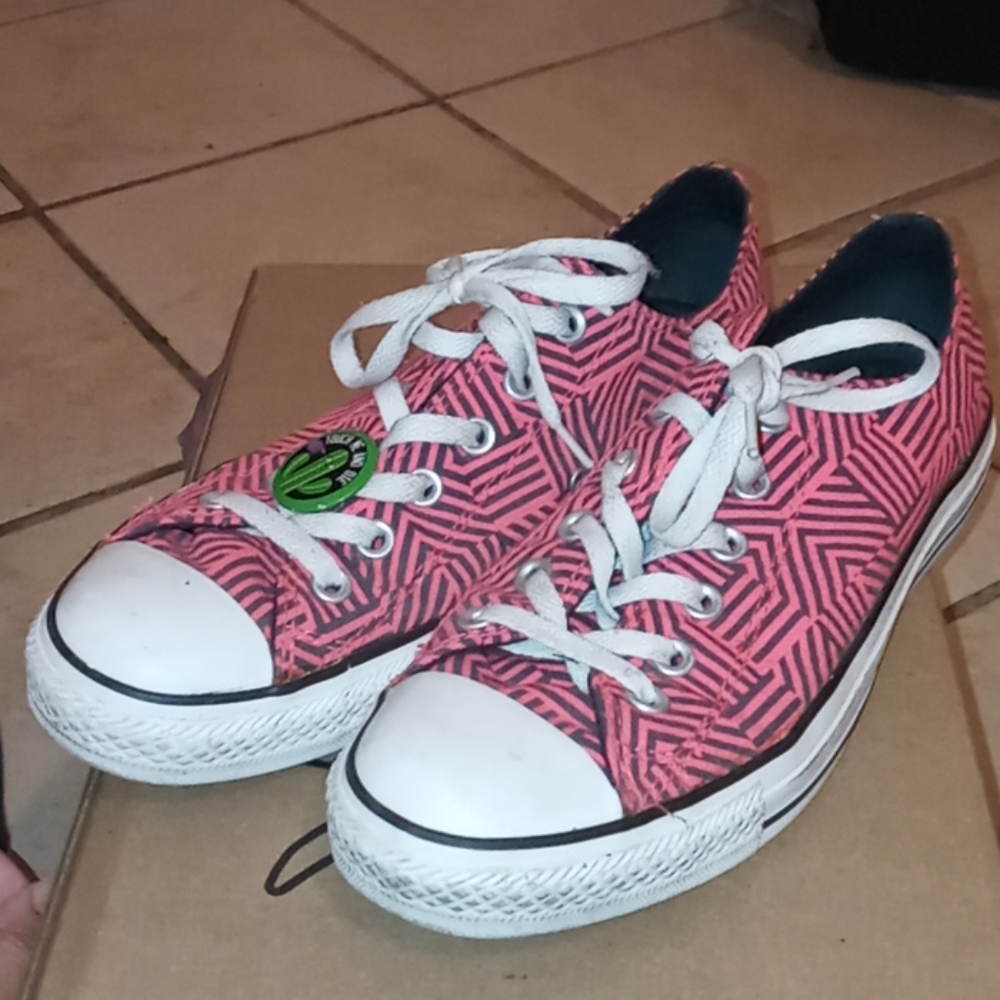 🕺Chucks